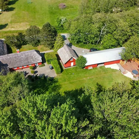 Nature Retreat With Sauna In Ho Hébergement de vacances